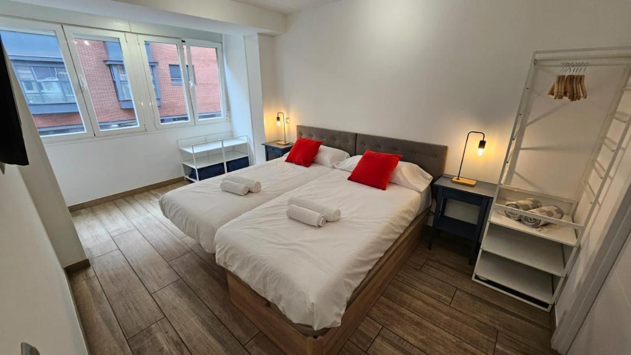 Luminoso Apartamento 6 Personas Pueblo Nuevo Madrid Exterior photo